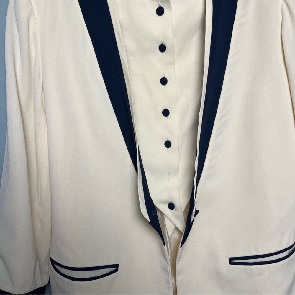 Vintage Fendi Women’s Mock Blazer Ivory Navy Blazer Structured Blouse Size 44 - Picture 3 of 16